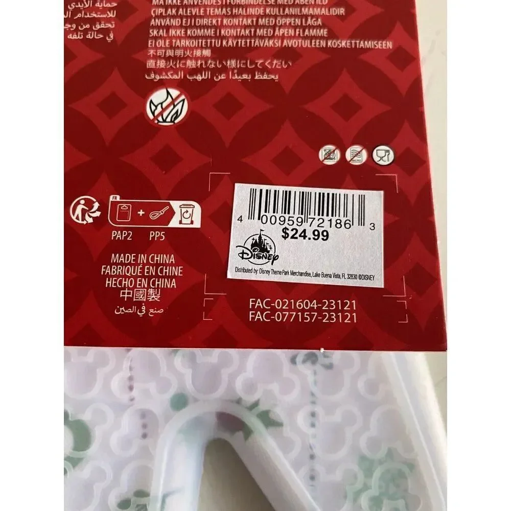 Disney Parks Christmas Holiday‎ Mickey Snowman Silicone Oven Mitt & Spatula Set